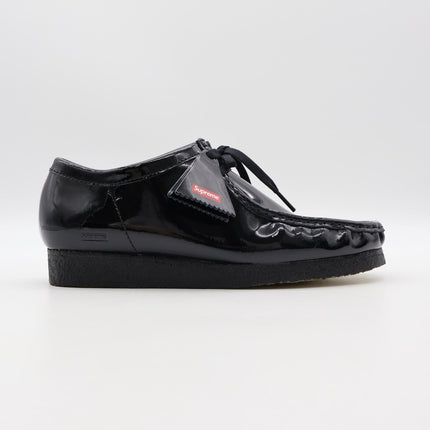 26176856 Supreme Clarks Patent Leather Wallabee Black (Men's)