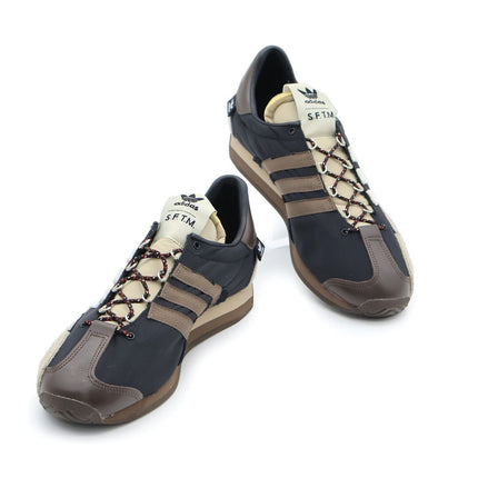 ID3546 Song for the Mute adidas Originals Country OG Low Trainers Core (Men's)