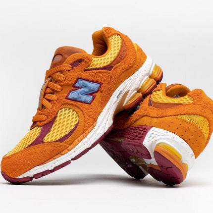 ML2002R1 Salehe Bembury �~ New Balance 2002R Desert Gold Orange Red