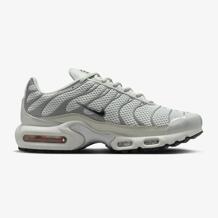 FV8480-002 Nike Air Max Plus Light Silver Chrome Light Bone Black (Women's)