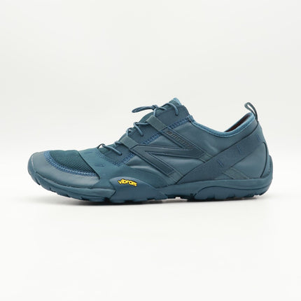 MT10OIY ISSEY MIYAKE New Balance MT10O Blue Green (Men's)