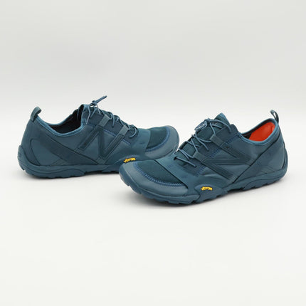 MT10OIY ISSEY MIYAKE New Balance MT10O Blue Green (Men's)