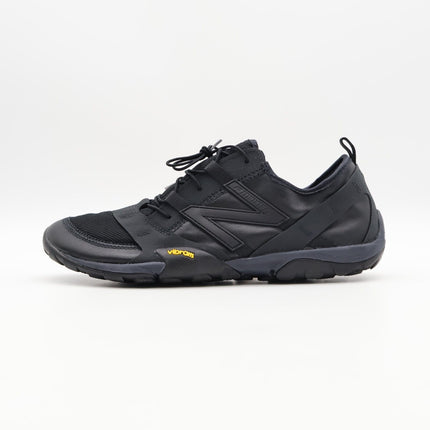 MT10OIS ISSEY MIYAKE New Balance MT10O Black (Men's)