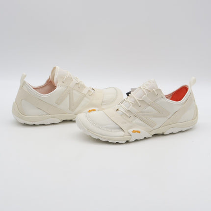 MT10OIM ISSEY MIYAKE New Balance MT10O White (Men's)