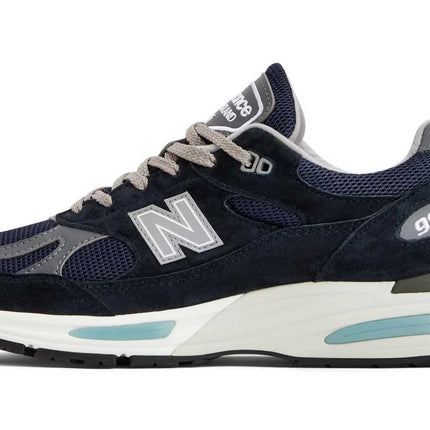 U991NV2 New Balance 991V2 Navy (Men's)