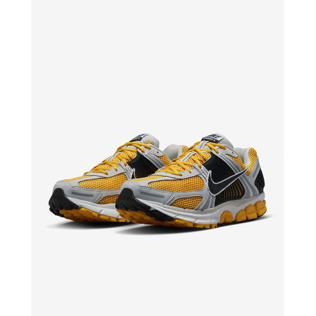 FB9149-002 Nike Zoom Vomero 5 University Gold (Men's)