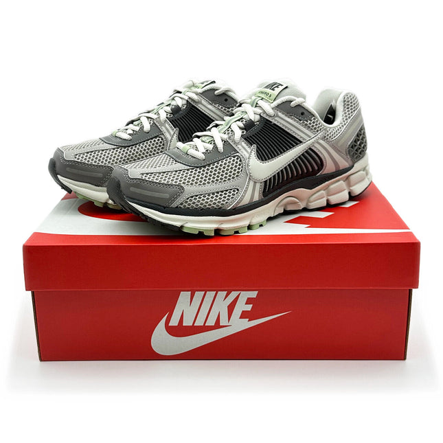 FB8825-001 Nike Zoom Vomero 5 Cobblestone and Flat Pewter (Women's)