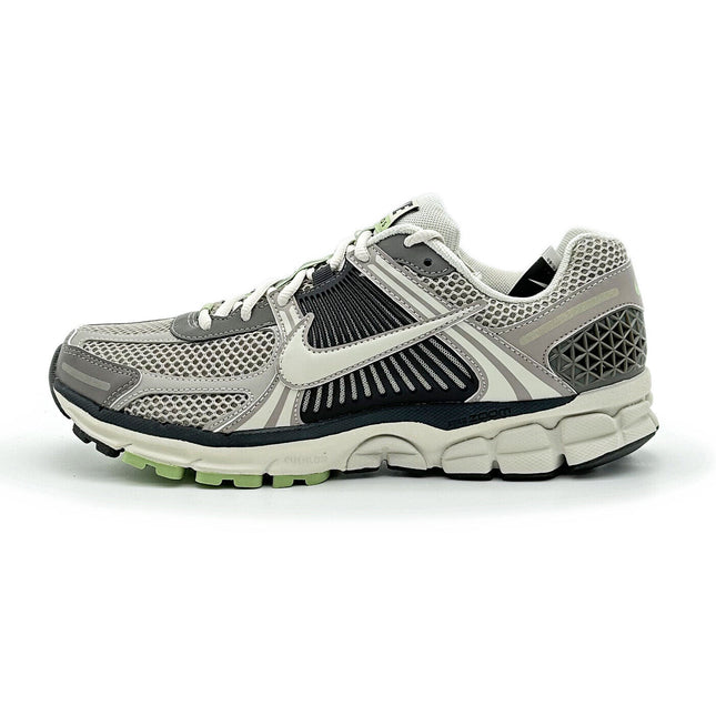 FB8825-001 Nike Zoom Vomero 5 Cobblestone and Flat Pewter (Women's)