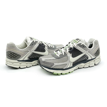 FB8825-001 Nike Zoom Vomero 5 Cobblestone and Flat Pewter (Women's)