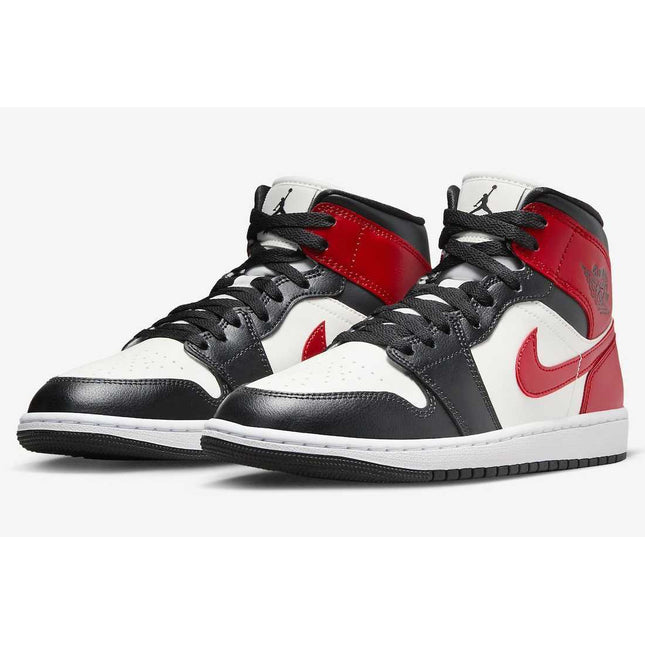 BQ6472-160 Nike Air Jordan 1 Mid Black Toe (Women's)