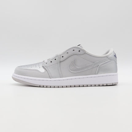 CZ0790-002 Nike Air Jordan 1 Retro Low OG Metallic Silver no Briefcase (Men's)