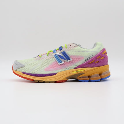 M1906RKL Action Bronson New Balance 1906R Rosewater (Men's)