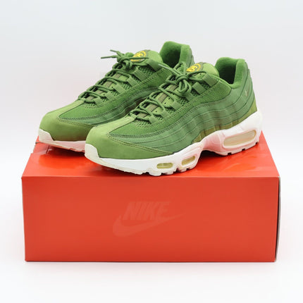 Size 9.5 - 834668-337 Nike Stussy x Air Max 95 Olive