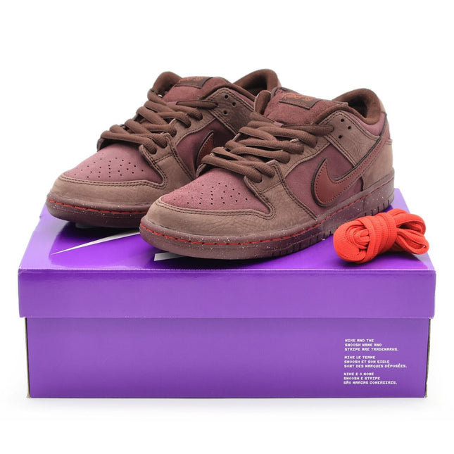 FN0619-600 Nike SB Dunk Low PRM City of Love Burgundy Crush Team Red (Men's)