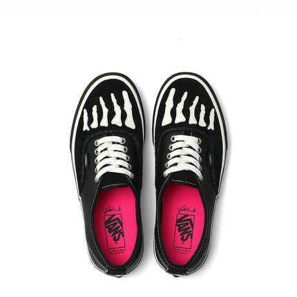 VN000BW5BPR Mark SBTG Vans Authentic Black Mars (Men's)