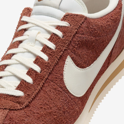 HF3142-200 Nike Cortez SE Suede Dark Russet Flax Muslin Sail (Men's)