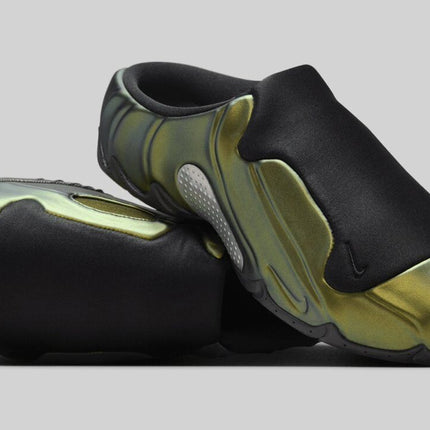 HF6881-900 Nike Clogposite Black and Metallic Gold (Men's)