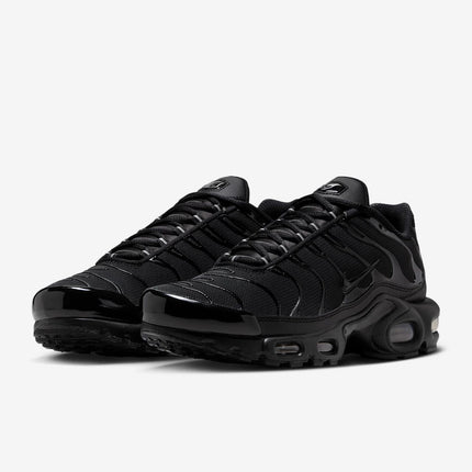 DM2362-002 Nike Women's Air Max Plus Triple Black (Women's)