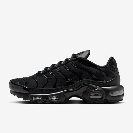 DM2362-002 Nike Women's Air Max Plus Triple Black (Women's)