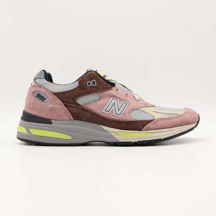 U991MG2 New Balance 991V2 Rosewood (Men's)