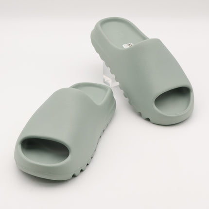 ID5480 adidas YEEZY Slide Salt (Men's)