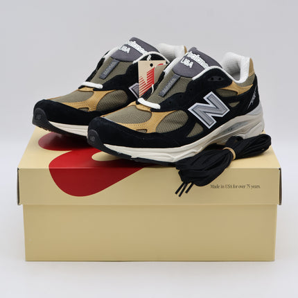 M990BB3 New Balance 990V3 Black Tan