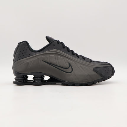 HQ1988-001 Nike Shox R4 Black Bright Crimson (Men's)