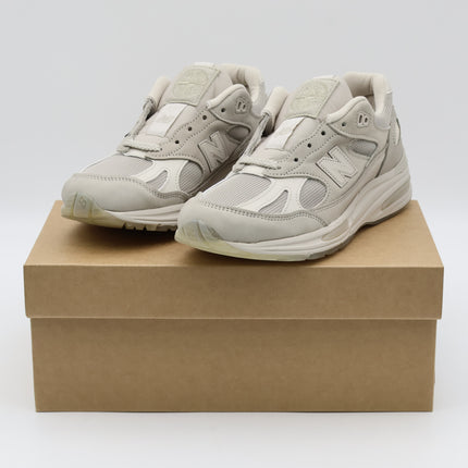 U991SE2 Stone Island New Balance 991V2 Ghost Beige (Men's)